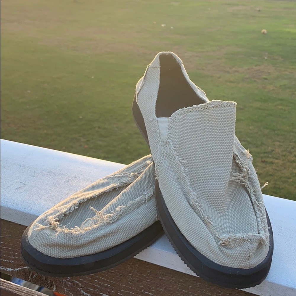 Hawk slip on tan fabric men’s size 7